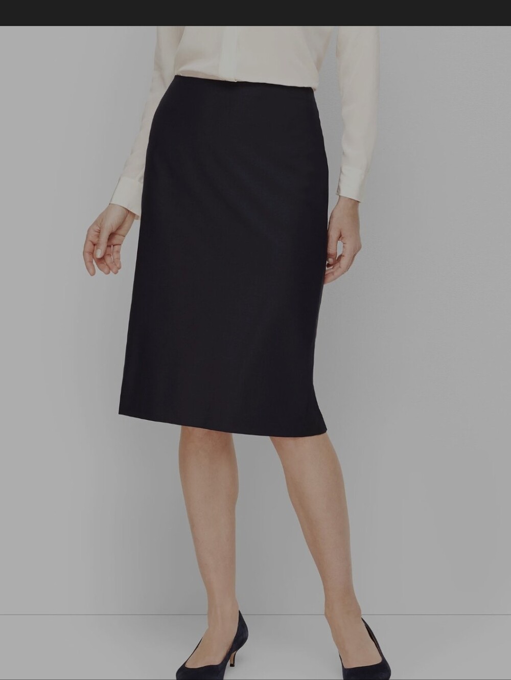 Classic Black Knee-Length Pencil Skirt